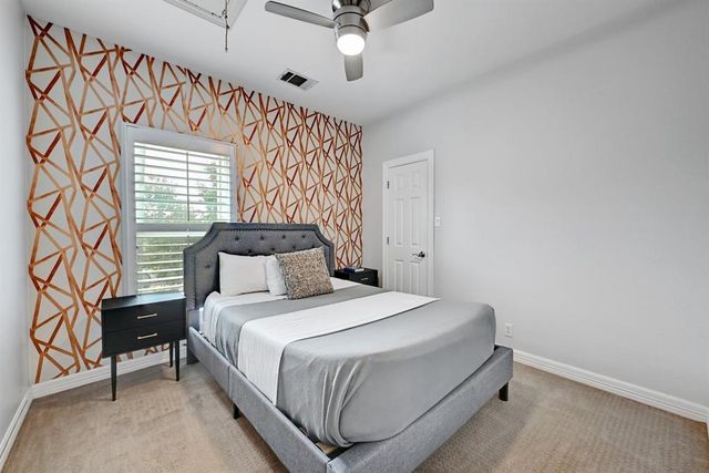 1111 E Riverside DR, Austin, TX 78704