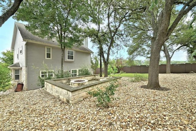 1111 E Riverside DR, Austin, TX 78704