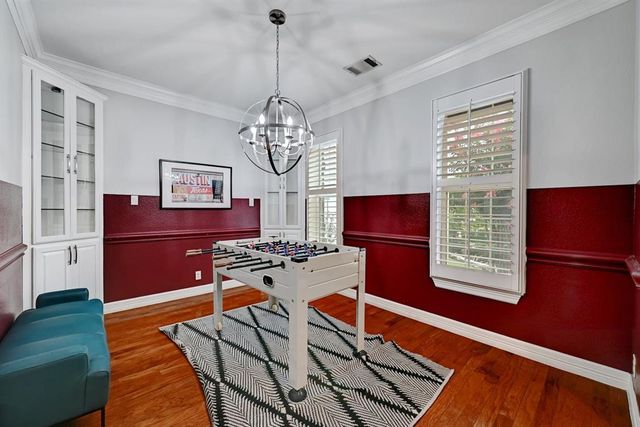 1111 E Riverside DR, Austin, TX 78704