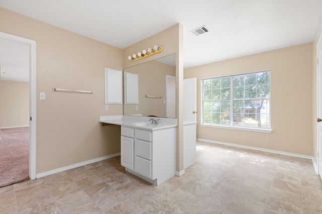 11304 Pickard LN, Austin, TX 78748