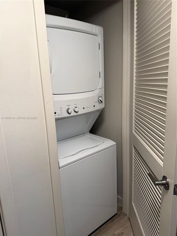 437 SW 4th Avenue 516, Fort Lauderdale, FL 33315