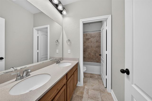 26302 Misty Ember Lane, Richmond, TX 77406