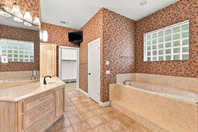 31020 Ulrich Road, Tomball, TX 77375