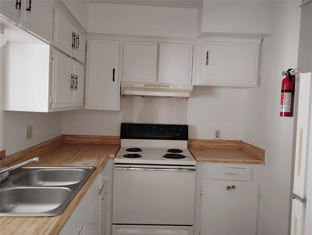 3003 Broadway St Street 8, Houston, TX 77017