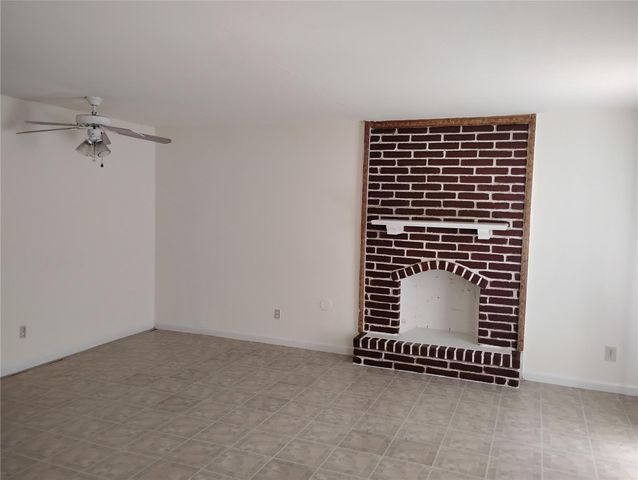 3003 Broadway St Street 8, Houston, TX 77017