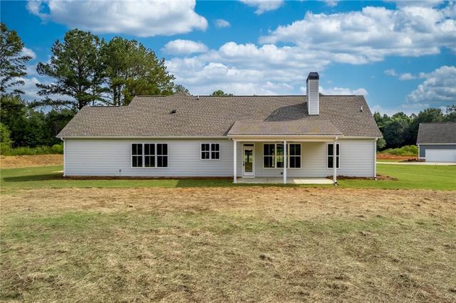 339 Woodfin Way, Social Circle, GA 30025