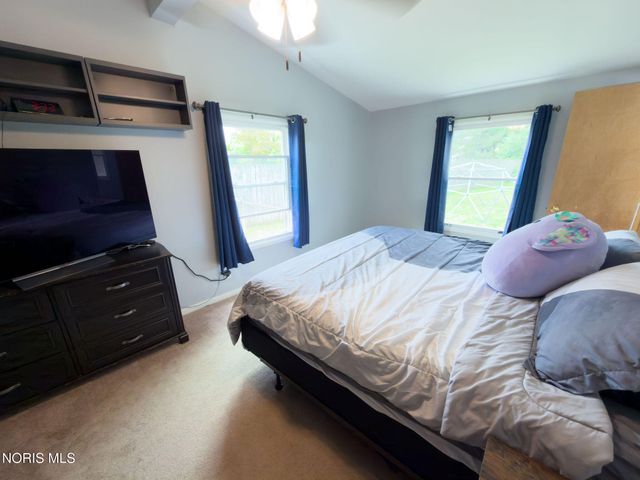 5837 Granville Drive, Sylvania, OH 43560