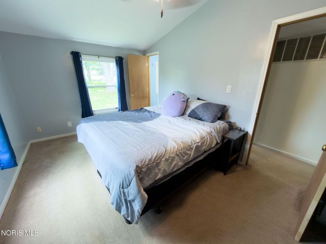 5837 Granville Drive, Sylvania, OH 43560