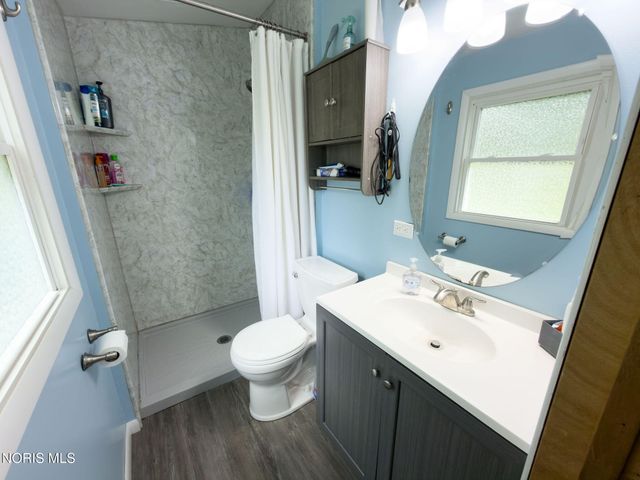 5837 Granville Drive, Sylvania, OH 43560