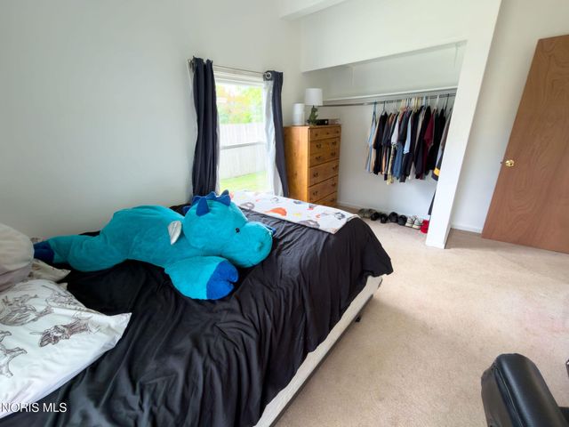 5837 Granville Drive, Sylvania, OH 43560