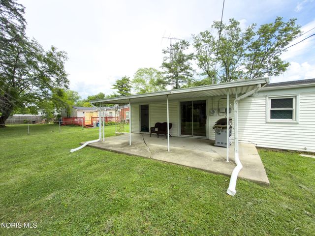 5837 Granville Drive, Sylvania, OH 43560