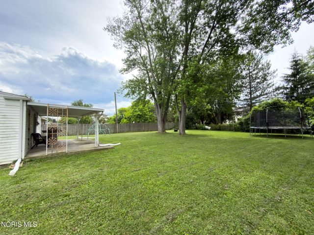 5837 Granville Drive, Sylvania, OH 43560