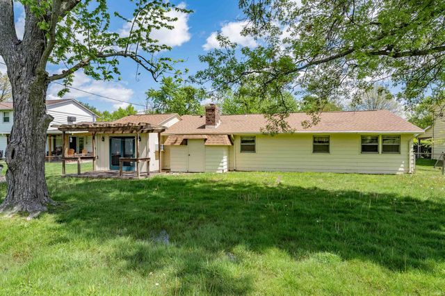 4221 Darby Drive, Fort Wayne, IN 46815