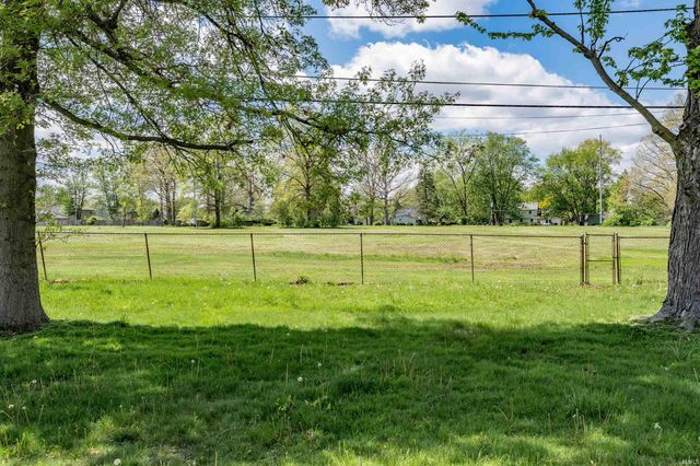 4221 Darby Drive, Fort Wayne, IN 46815