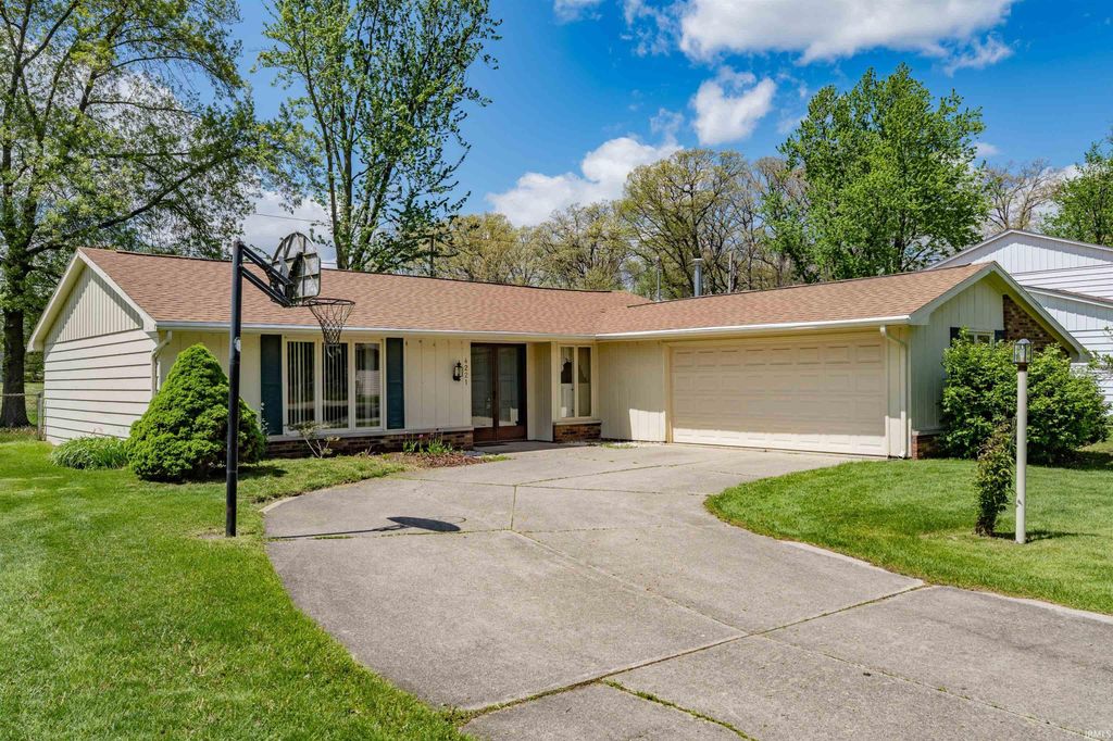 4221 Darby Drive, Fort Wayne, IN 46815