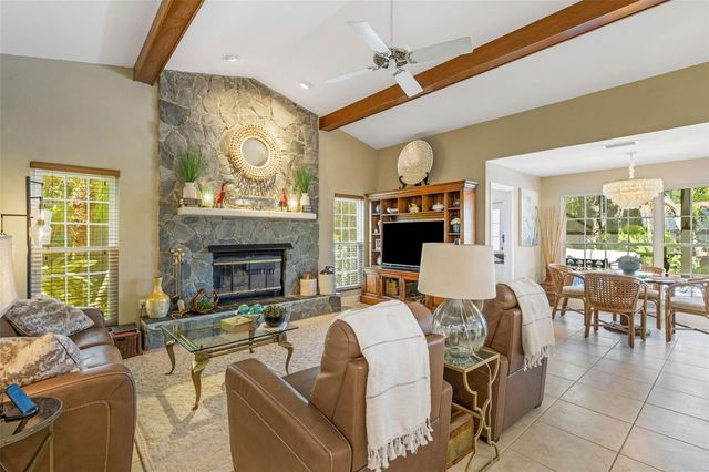5679 COUNTRY LAKES DRIVE 7, Sarasota, FL 34243