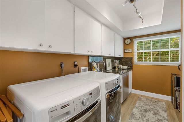 5679 COUNTRY LAKES DRIVE 7, Sarasota, FL 34243