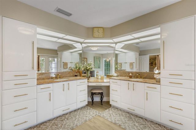 5679 COUNTRY LAKES DRIVE 7, Sarasota, FL 34243