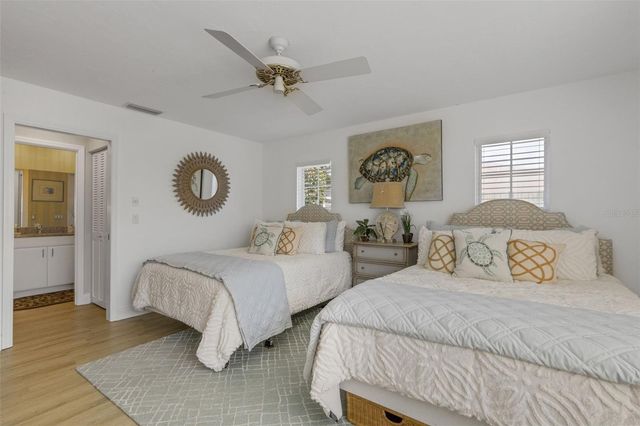 5679 COUNTRY LAKES DRIVE 7, Sarasota, FL 34243