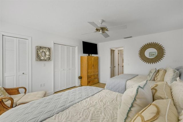 5679 COUNTRY LAKES DRIVE 7, Sarasota, FL 34243