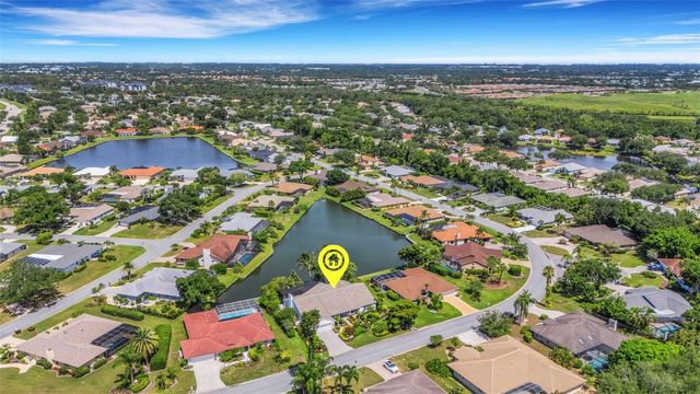 5679 COUNTRY LAKES DRIVE 7, Sarasota, FL 34243