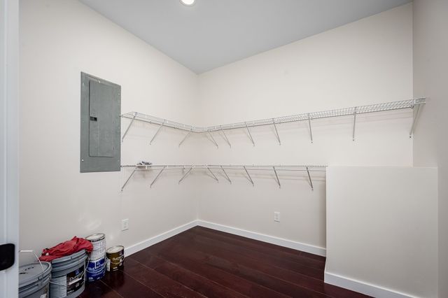 201 Linda Ln, Tullahoma, TN 37388