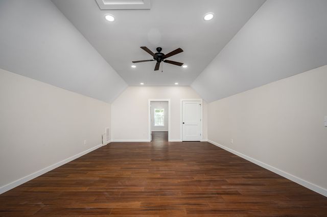 201 Linda Ln, Tullahoma, TN 37388