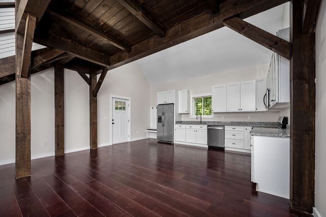 201 Linda Ln, Tullahoma, TN 37388