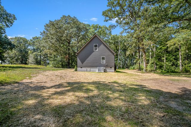 201 Linda Ln, Tullahoma, TN 37388