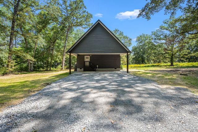 201 Linda Ln, Tullahoma, TN 37388