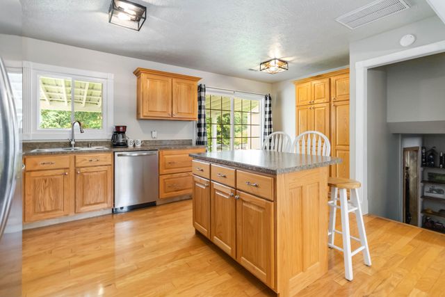 494 Topton Road, London, KY 40744