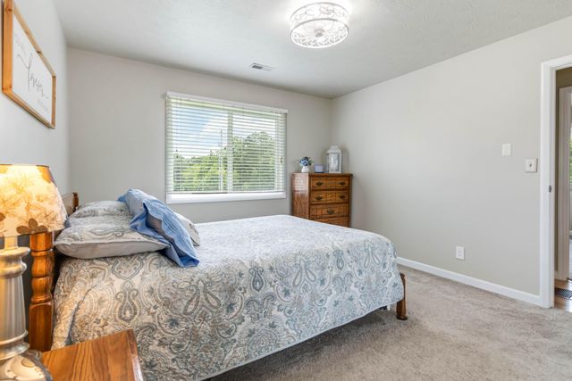 494 Topton Road, London, KY 40744