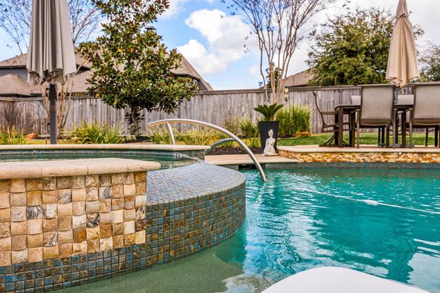 16214 Davy Crockett Court, Cypress, TX 77433