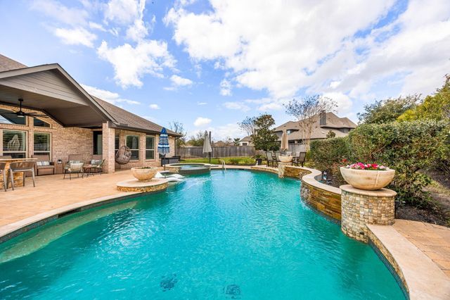 16214 Davy Crockett Court, Cypress, TX 77433