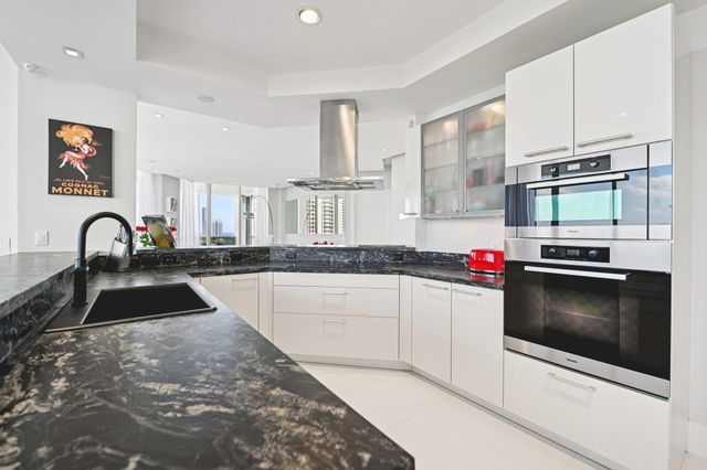 4100 Island Boulevard Boulevard 1204, Aventura, FL 33160