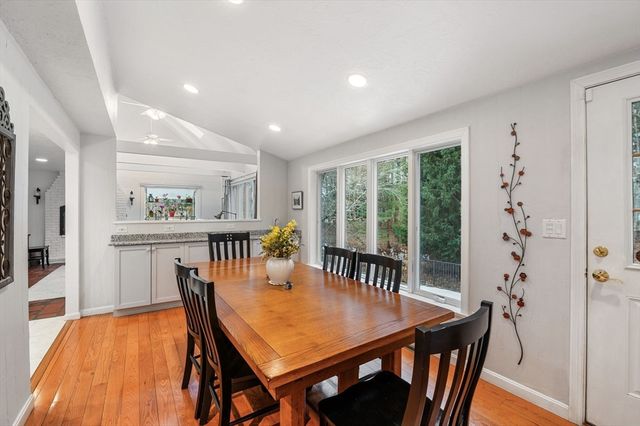 3 Willard Ln, Lynnfield, MA 01940