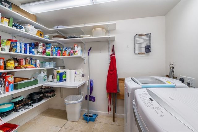 3 Willard Ln, Lynnfield, MA 01940