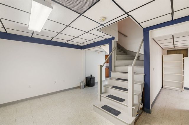 3 Willard Ln, Lynnfield, MA 01940