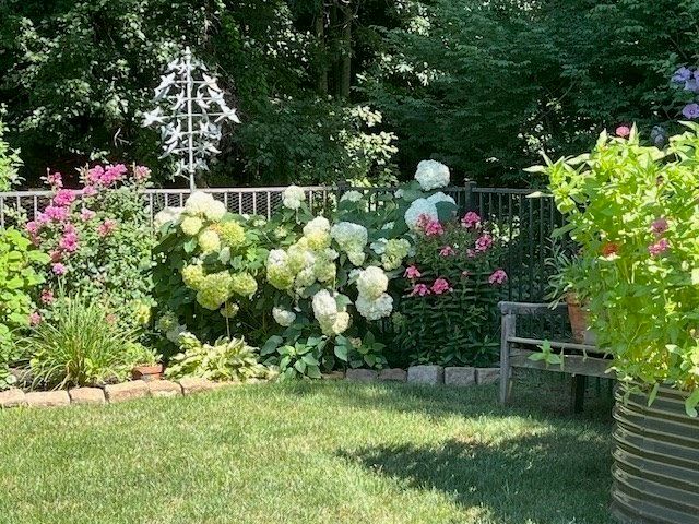 3 Willard Ln, Lynnfield, MA 01940