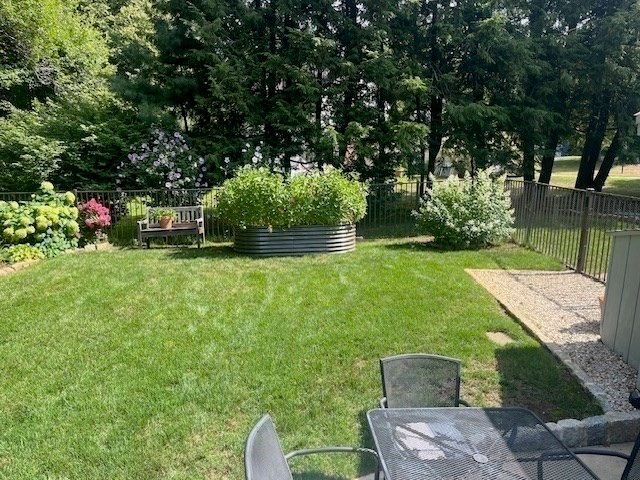 3 Willard Ln, Lynnfield, MA 01940