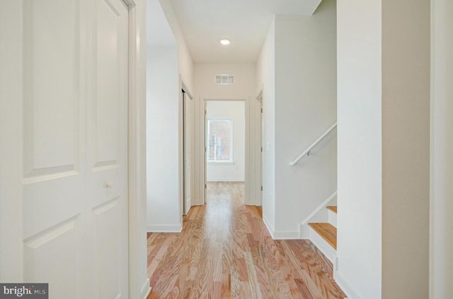2480 EMERALD ST, Philadelphia, PA 19125