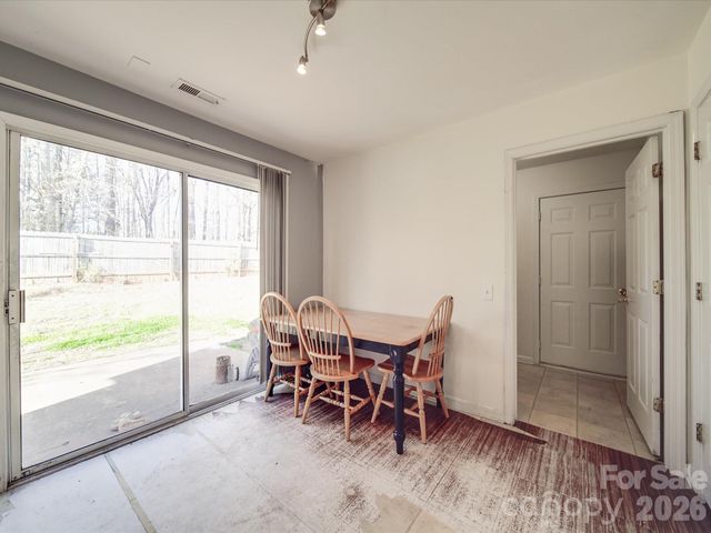 5414 Peachwood Drive, Charlotte, NC 28216