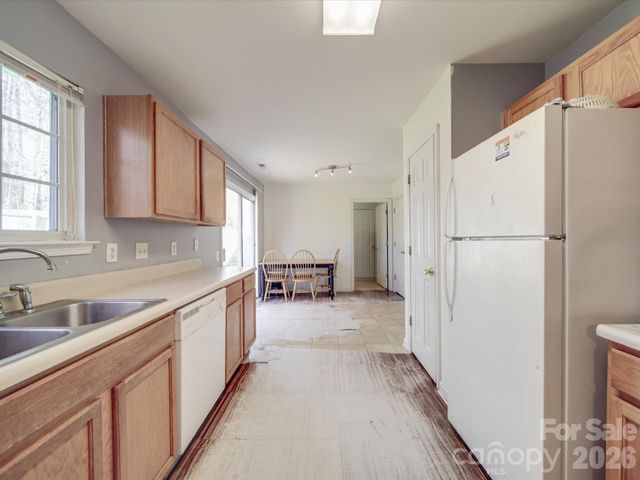 5414 Peachwood Drive, Charlotte, NC 28216