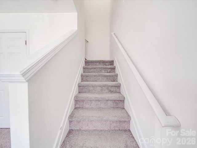 5414 Peachwood Drive, Charlotte, NC 28216