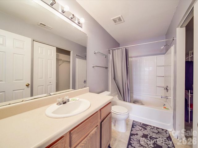 5414 Peachwood Drive, Charlotte, NC 28216