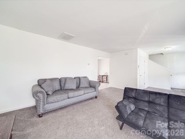 5414 Peachwood Drive, Charlotte, NC 28216