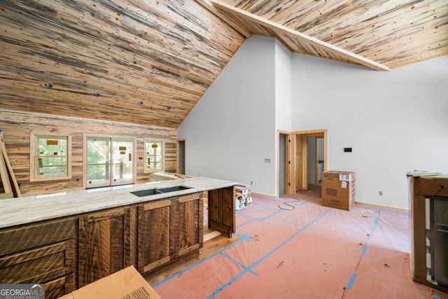 641 Bryant Farm Lane, Ellijay, GA 30540