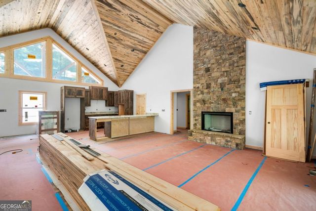 641 Bryant Farm Lane, Ellijay, GA 30540