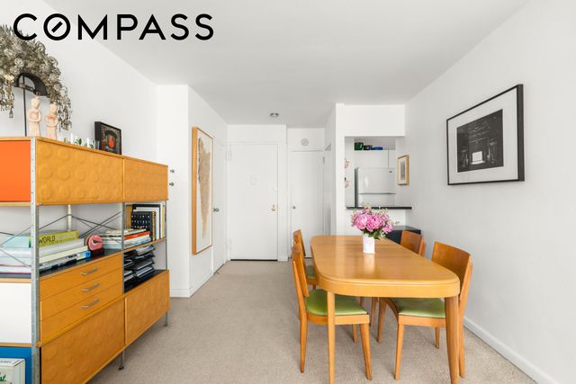 201 W 21st St Apt 12C, New York City, NY 10011