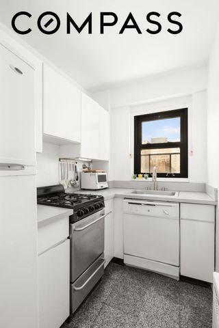 201 W 21st St Apt 12C, New York City, NY 10011